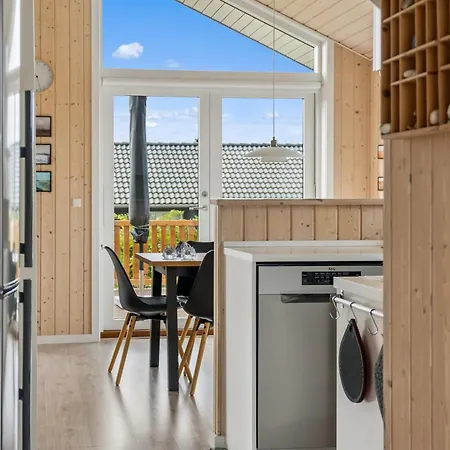 Perfekt Sommarhus För Avkoppling Och Semesterbostad Hårby